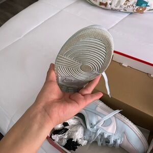 Nike Women's Light Blue Sneakers